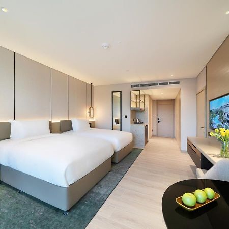 Hotel Al Ain Rotana Exterior foto Deluxe Room