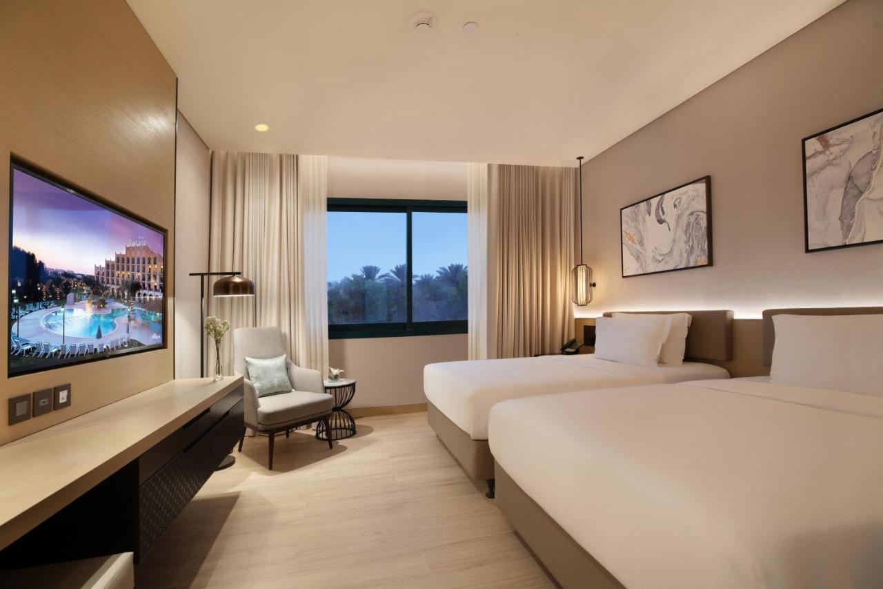 Hotel Al Ain Rotana Exterior foto Deluxe Room